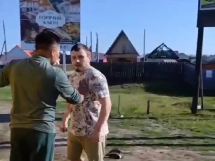 СКР проверит инцидент с напавшим на автобус с детьми пьяным драчуном