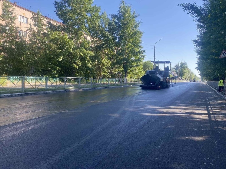 В столице Тувы по улице Салчака Тока проложен новый асфальт