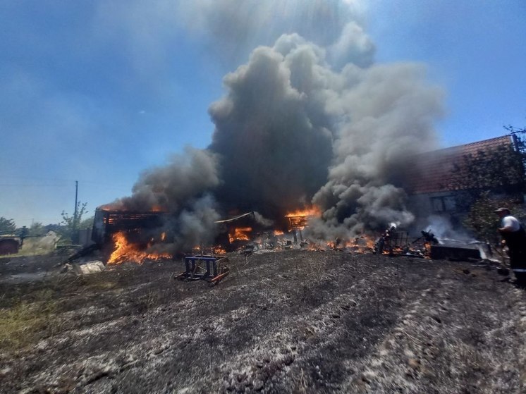 ВСУ атаковали дронами поля и жилые дома под Каховкой