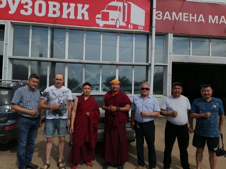 Движение «Все для фронта! Все для Победы!» отправило из Бурятии на СВО более 400 единиц техники