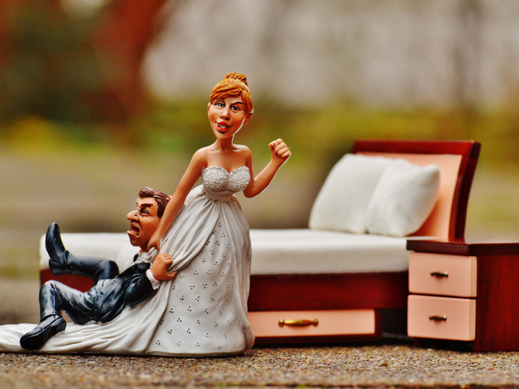 Мурманчанам рассказали, может ли жена отсудить у мужа все имущество при разводе