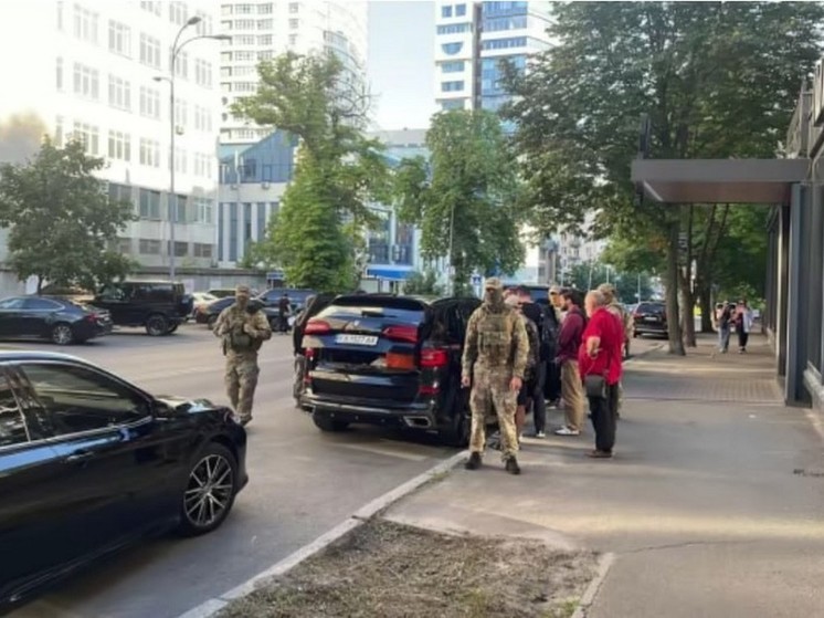 В Киеве спецслужбы задержали экс-замглавы офиса Зеленского Тимошенко