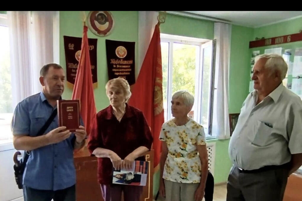 Ново рославльская 6