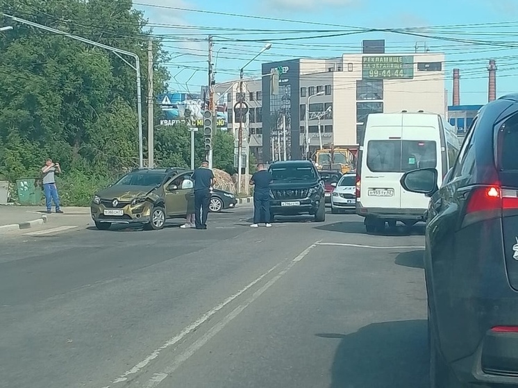 В Дашково-Песочне произошло ДТП с тремя машинами