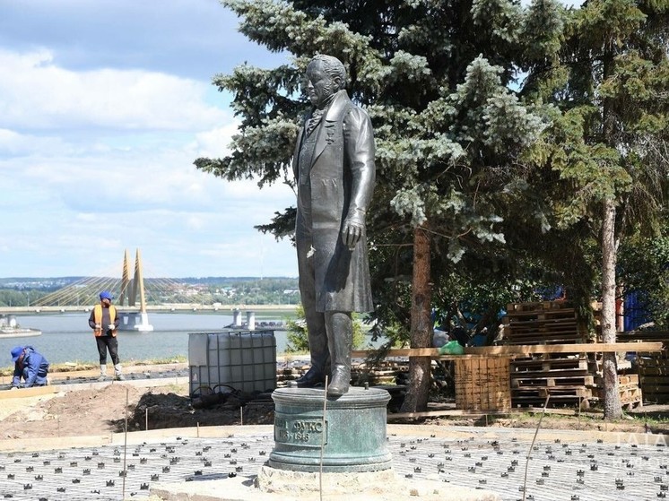 В Казани ко Дню города откроют детский парк и обновят сад Фукса