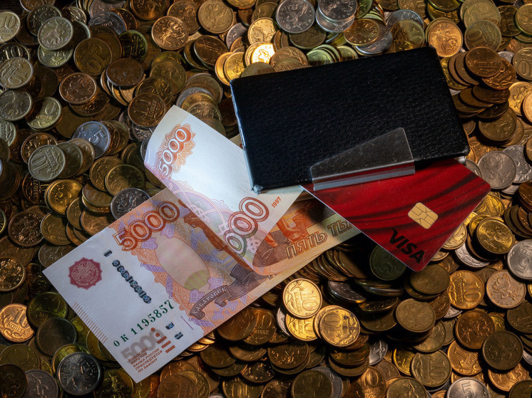 На Южном Урале 8-летняя девочка отправила мошенникам деньги с бабушкиной карты