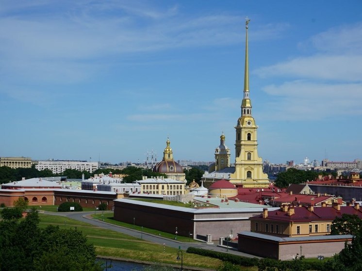 Круговорот жары и дождей в Петербурге: синоптик Колесов о погоде на выходные