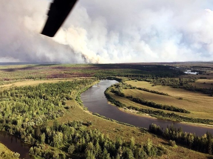  Семь лесных пожаров потушили в Иркутской области за сутки