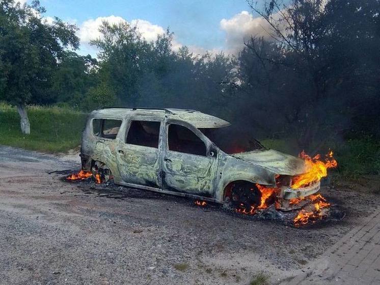 Пять машин в белгородском приграничье пострадали при атаке дронов