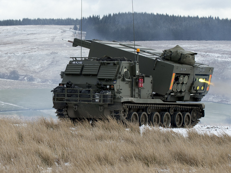 Минобороны РФ показало видео уничтожения американской РСЗО M270 MLRS