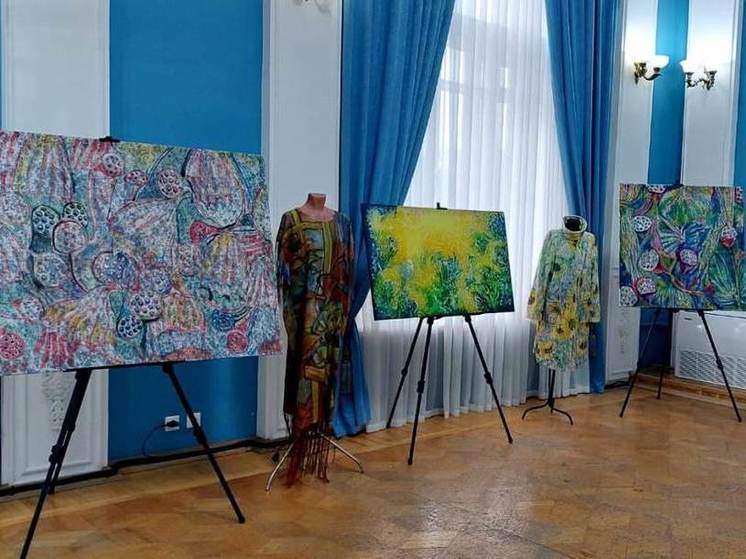 Астраханцев приглашают на первую Межрегиональную выставку батика