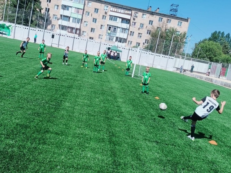 На Малинниках в Калуге открыто обновленное футбольное поле