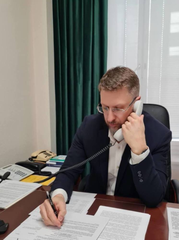 Депутат Погорелый ответил на злободневные вопросы ямальцев