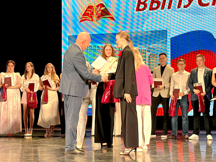 56 выпускников окончили Кировский медуниверситет с красным дипломом