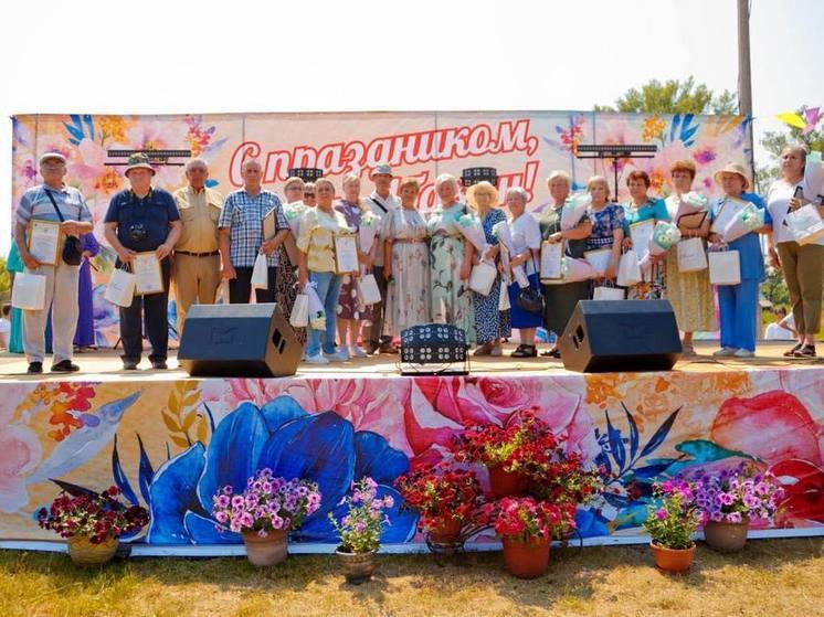 Глава Хакасии Валентин Коновалов поздравил Усть-Абакан со 115-летием