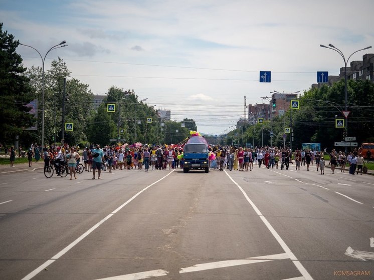 На костюмированный парад зовут семьи Комсомольска