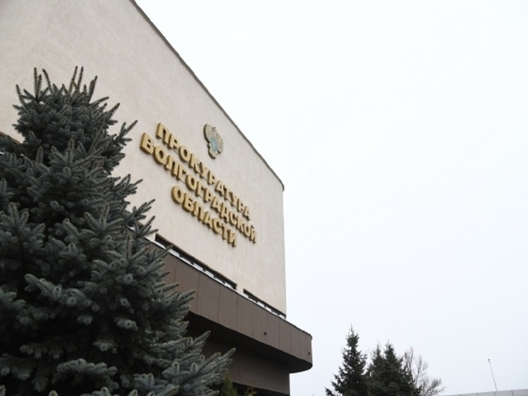 Прокуратура взяла на контроль дело об отравлении салатами в Волжском