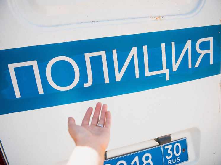 Астраханские полицейские доставили в отдел 50 иностранцев