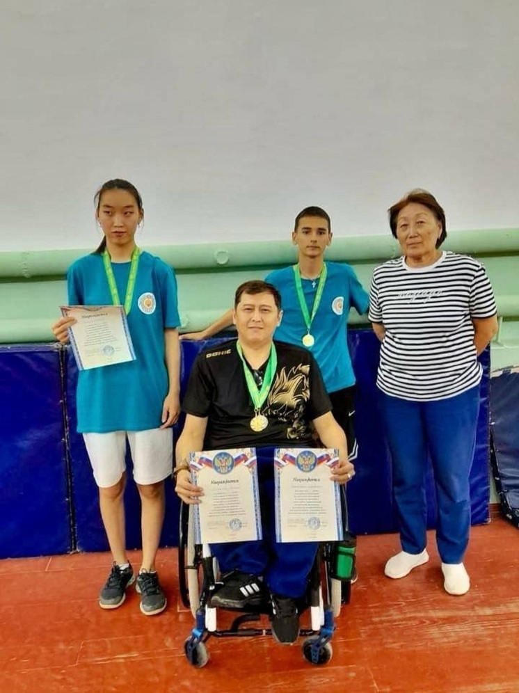 Воспитанники спортивно-адаптивной школы Калмыкии привезли награды с чемпионата по теннису
