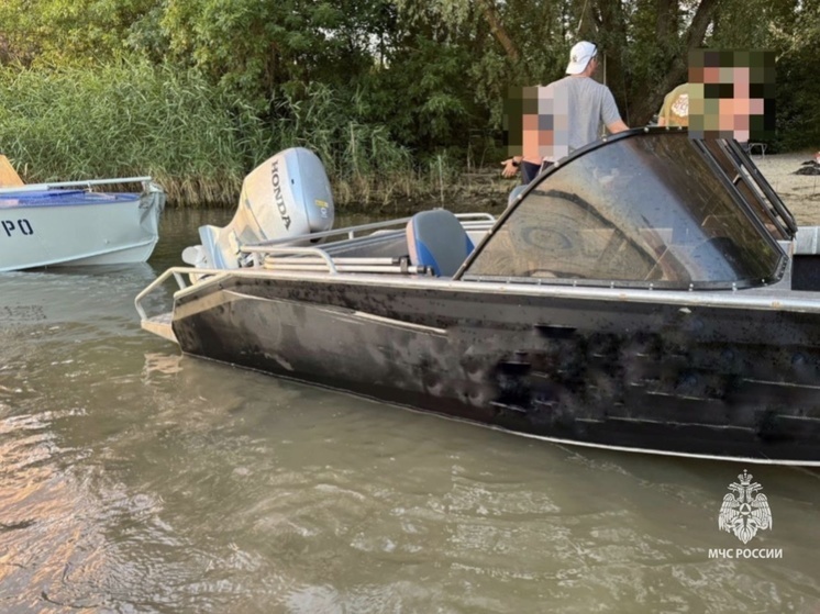 Два судна с детьми столкнулись в реке Дон Ростовской области