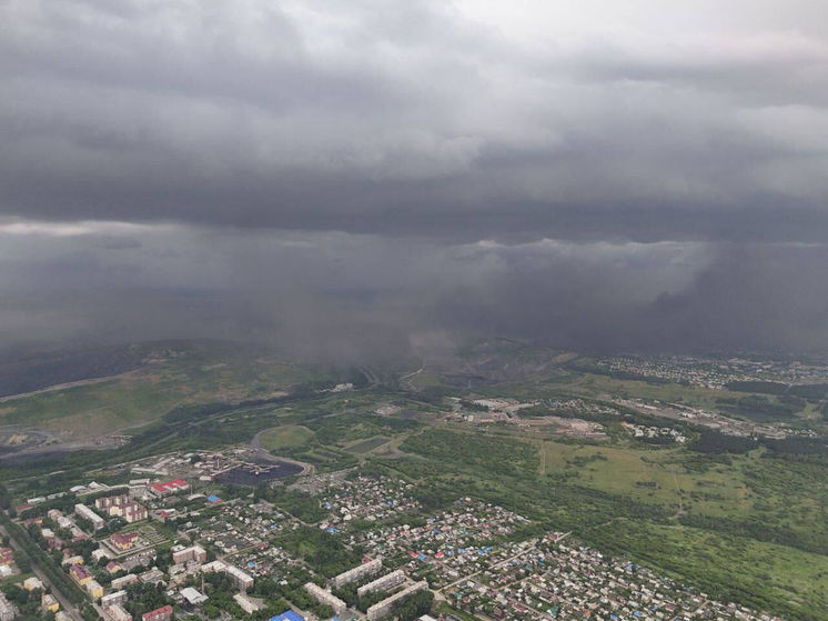 Кузбасс накрыло пыльной бурей