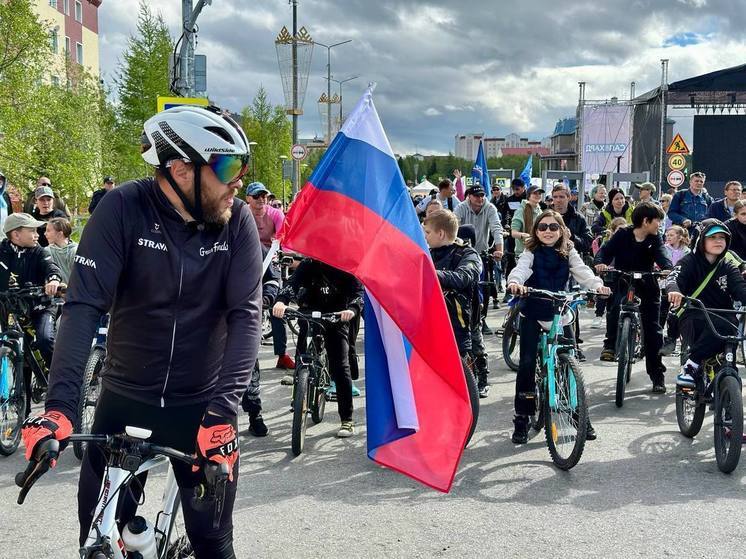В Салехарде организовали Всероссийский велопарад