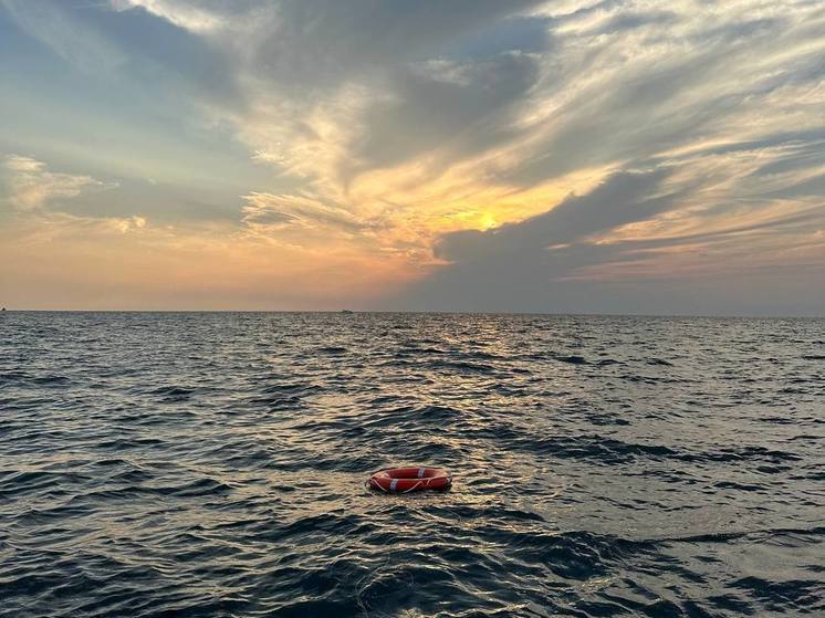 Моряки из Калининграда спасли немца на моторной лодке
