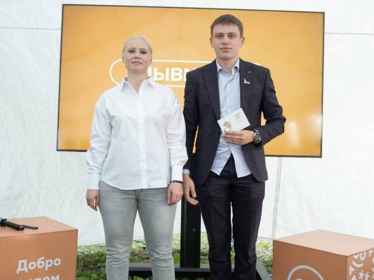 Первый зампред правительства Анна Рослякова наградила рязанских добровольцев