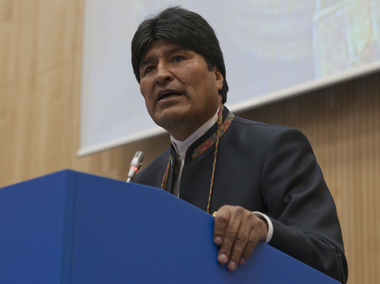 Эво Моралес обвинил действующего президента Боливии в инсценировке попытки госпереворота
