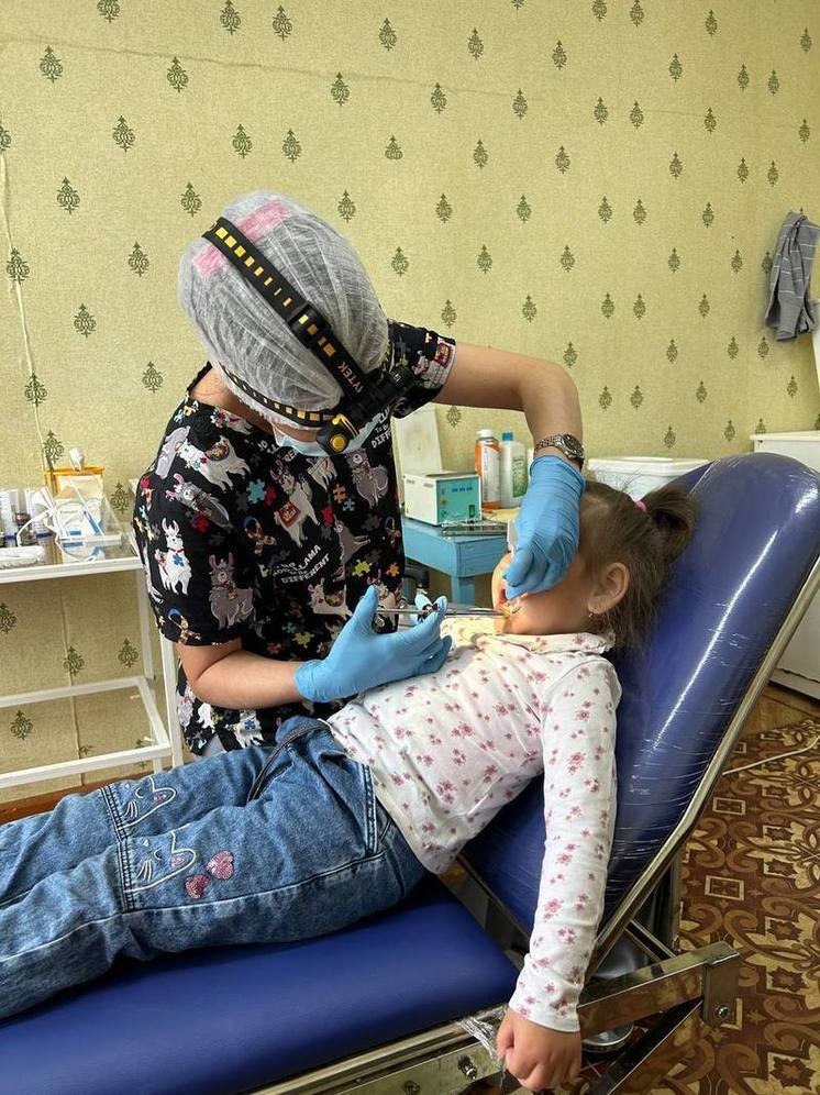 Мобильная бригада стоматологов работает в Булунском районе Якутии