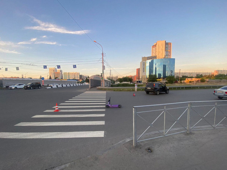 В центре Новосибирска «Хонда» сбила 14-летнего мальчика на самокате