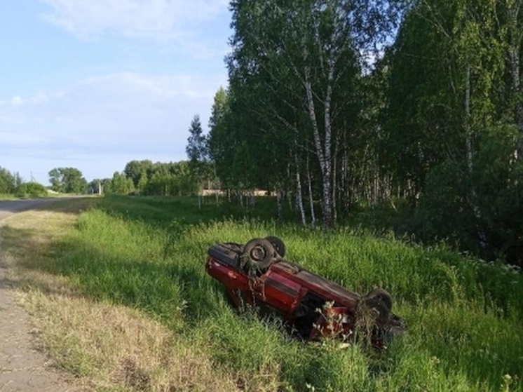 Ещё одно смертельное ДТП с опрокидыванием машины произошло в Омской области