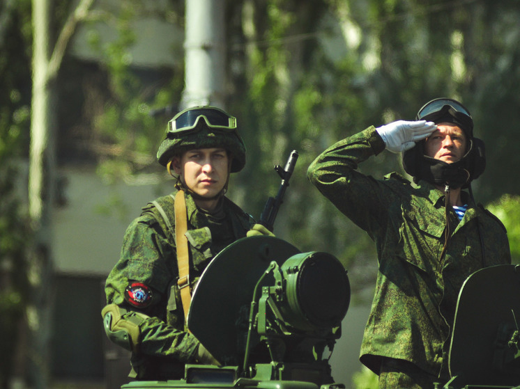 Пушилин поздравил ветеранов боевых действий с праздником