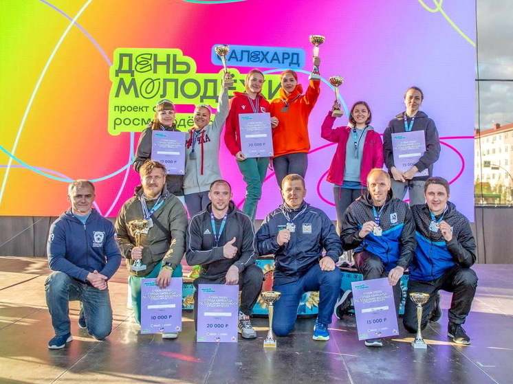 Волейболисты из Лабытнанги завоевали Кубок главы Салехарда