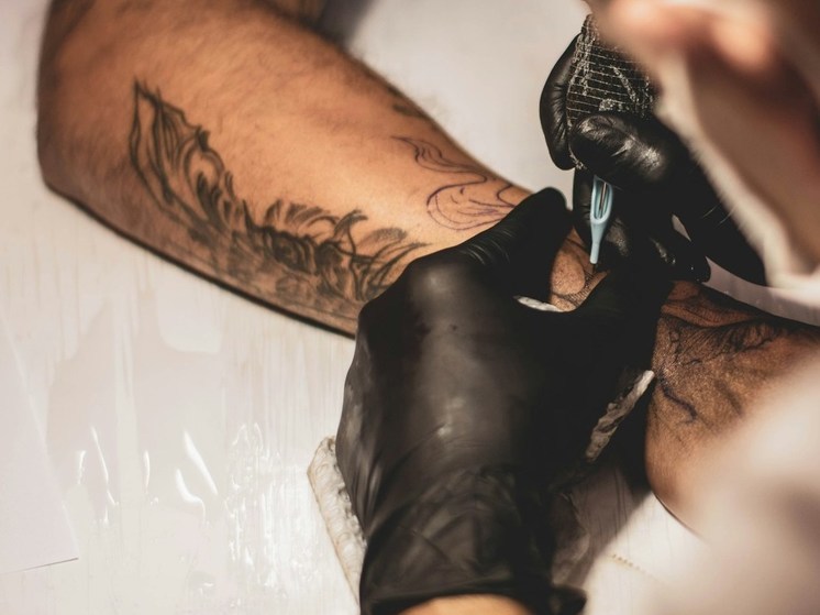 Воронежца оштрафовали за демонстрирование татуировки