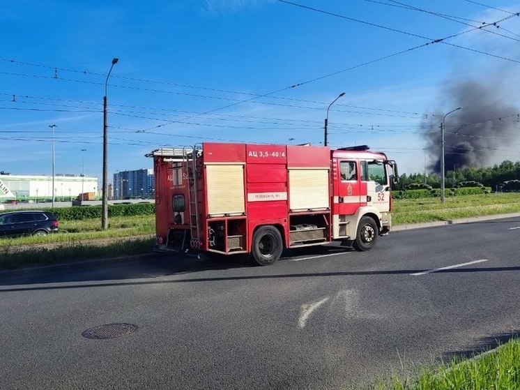 В пожаре в центре Петербурга пострадал ребенок