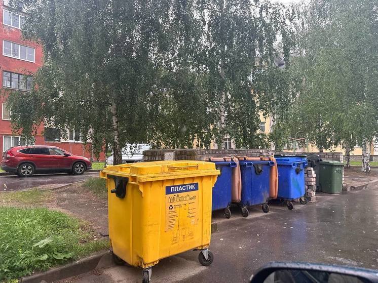 800 тонн мусора вывезли из Пскова за прошедшие выходные
