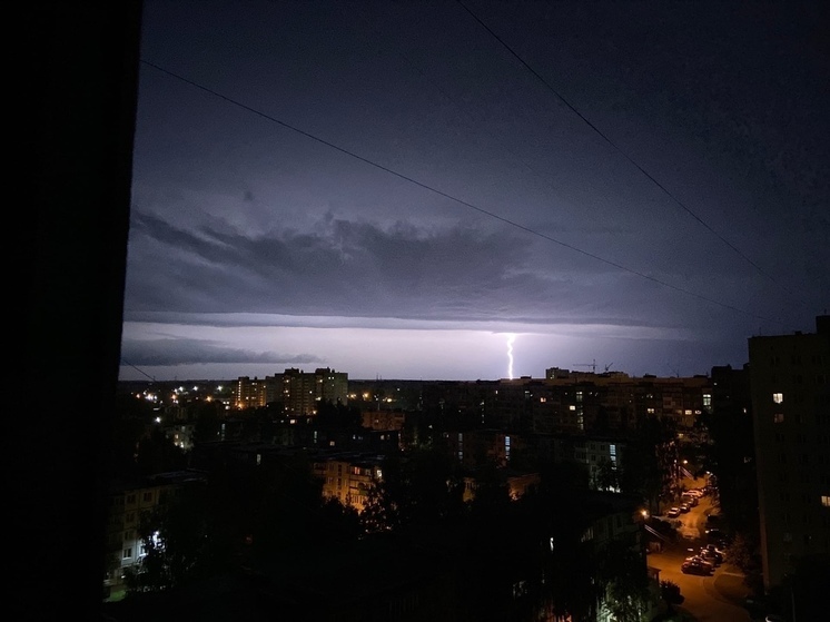 Во второй половине дня 2 июля на Вологодчине ожидаются грозы и усиление ветра