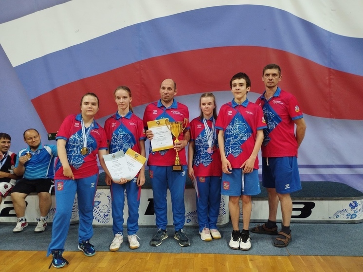 Спортсмены из Серпухова достойно выступили на Чемпионате России по бадминтону