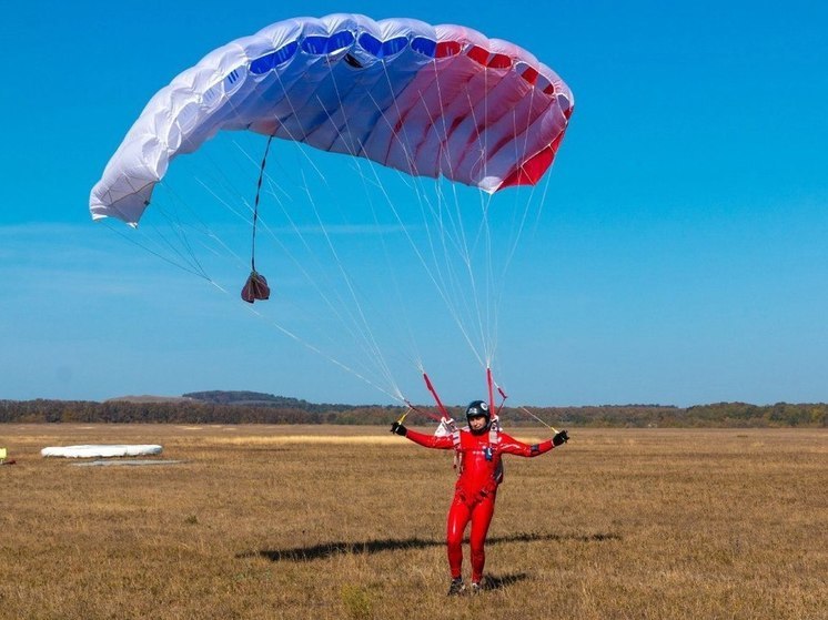 Нижегородский парашютист взял бронзу на чемпионате ВС РФ