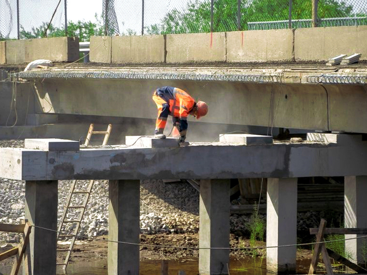 Мосты через Сандаловку отремонтируют к сентябрю