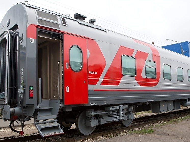 Количество вагонов в поезде до села Карпогоры увеличится