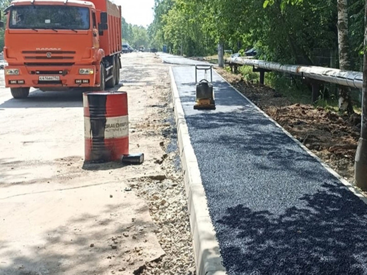 В Нижнем Новгороде продолжается ремонт тротуаров и проездов