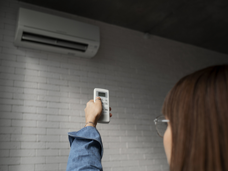 Эксперт назвал лучший способ охладить квартиру при сильной жаре
