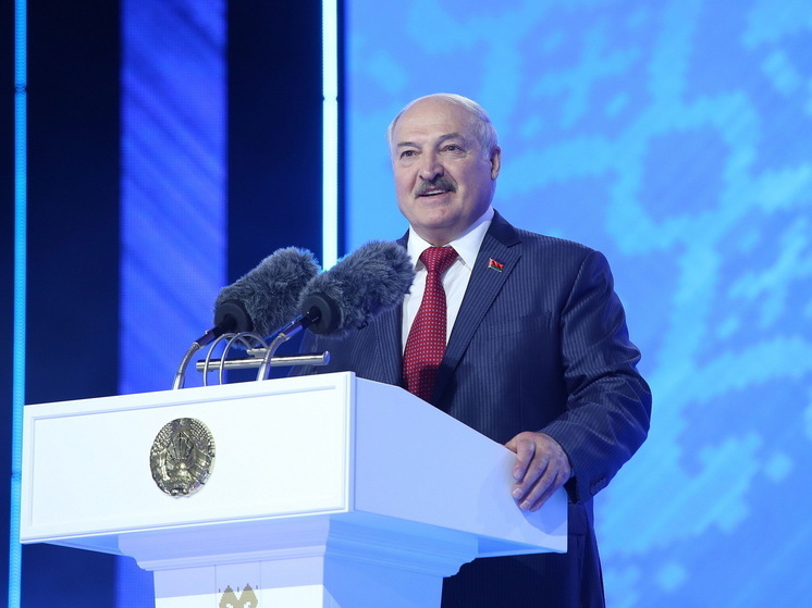 Лукашенко объяснил, почему Белоруссией сложно манипулировать