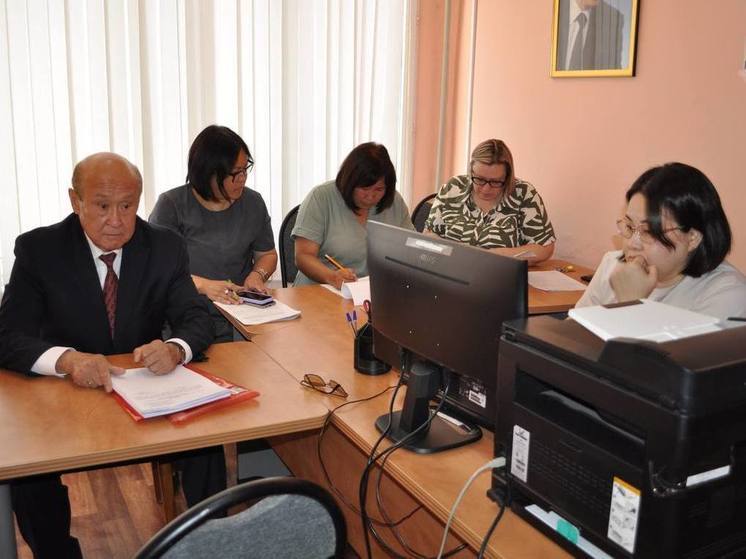 Михаил Намруев представил документы для регистрации на должность главы Калмыкии