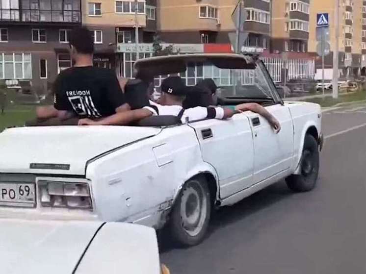Мигранты-автолюбители не дают покоя жителям ЖК «Лукино-Варино»