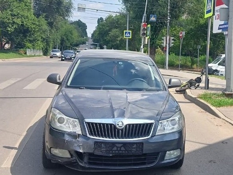 Электровелосипедист травмирован в результате столкновения с автомобилем в Саратове