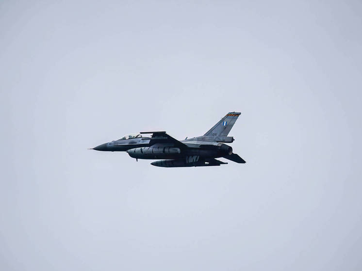 Безуглая обвинила командующего ВВС ВСУ Олещука в отсутствии подготовки к принятию F-16