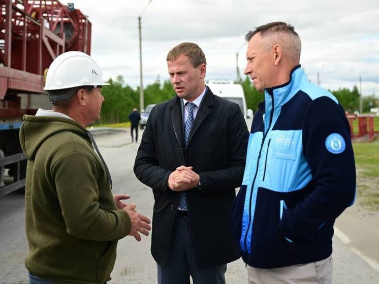 Колодин проверяет ход строительных работ в Новом Уренгое